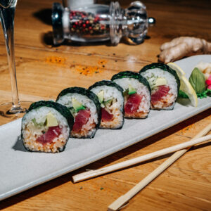 FUTO MAKI IUTE CU TON 5 BUC